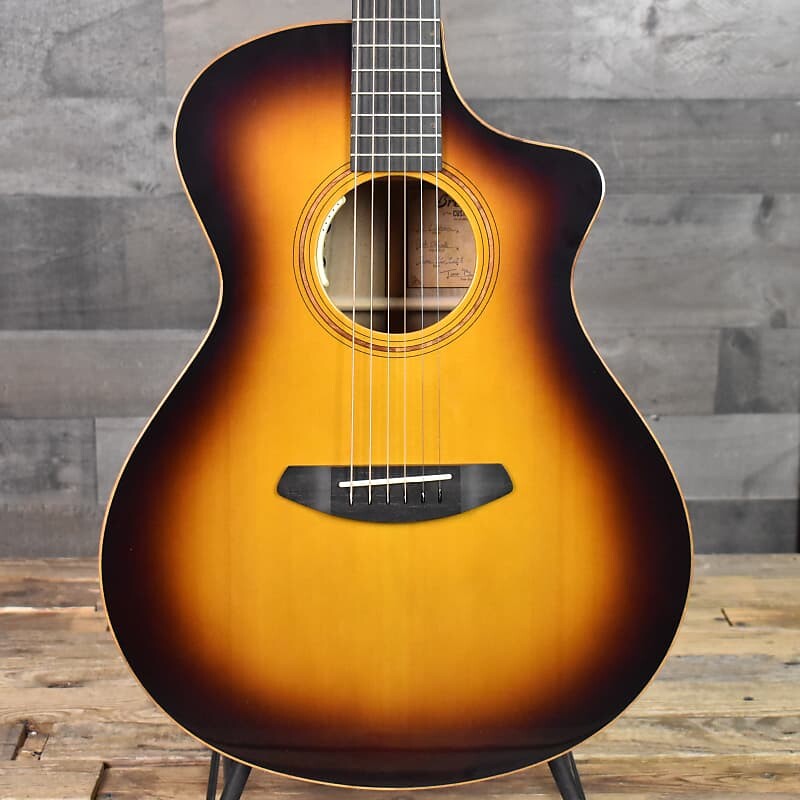 Акустическая гитара Breedlove Five Star Guitars 25th Anniversary LTD Concert CE , Port Orford Cedar/Myrtlewood - Tiger's Eye Burst with Hard Shell Case
Акустическая гитара Breedlove Five Star Guitars 25th Anniversary LTD Concert CE , Port Orford Cedar/Myrtlewood - Tiger's Eye Burst with Hard Shell Case