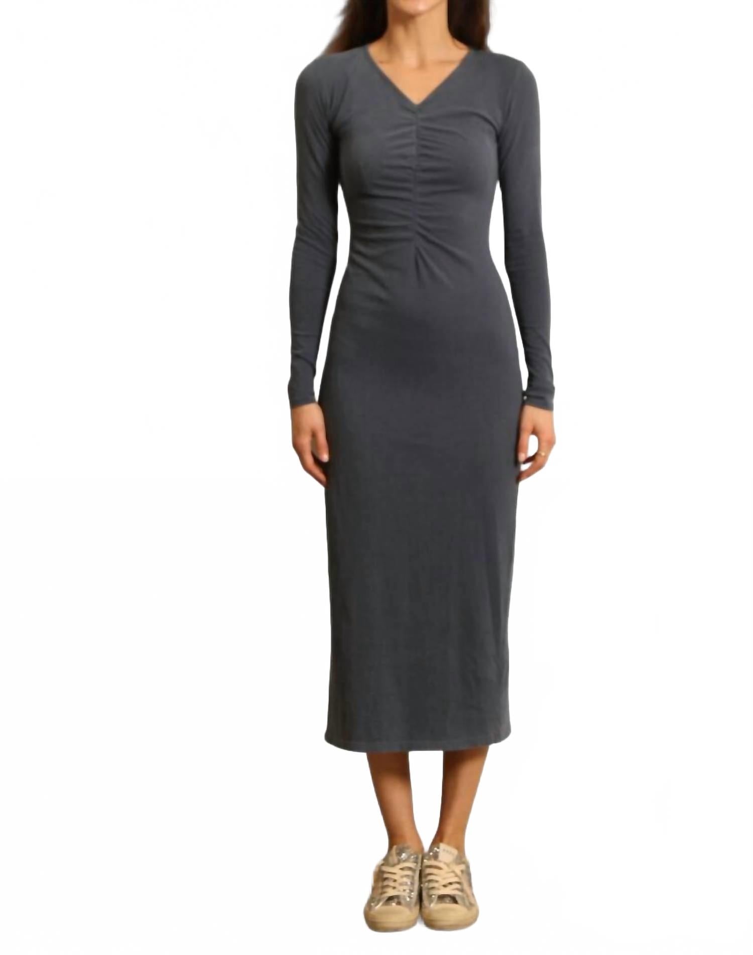 Платье Olivia в цвете «Темно-синий деграде» Xirena, Navy Fade
Платье Olivia в цвете «Темно-синий деграде» Xirena, Navy Fade