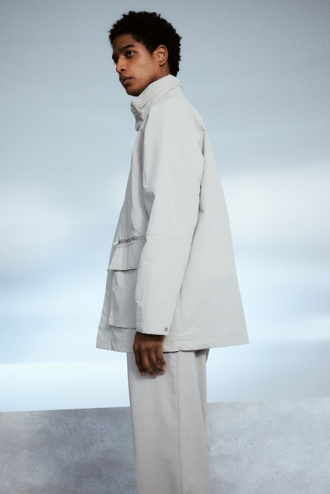 Водоотталкивающая парка обычного кроя H&M, бежевый
Водоотталкивающая парка обычного кроя H&M, бежевый