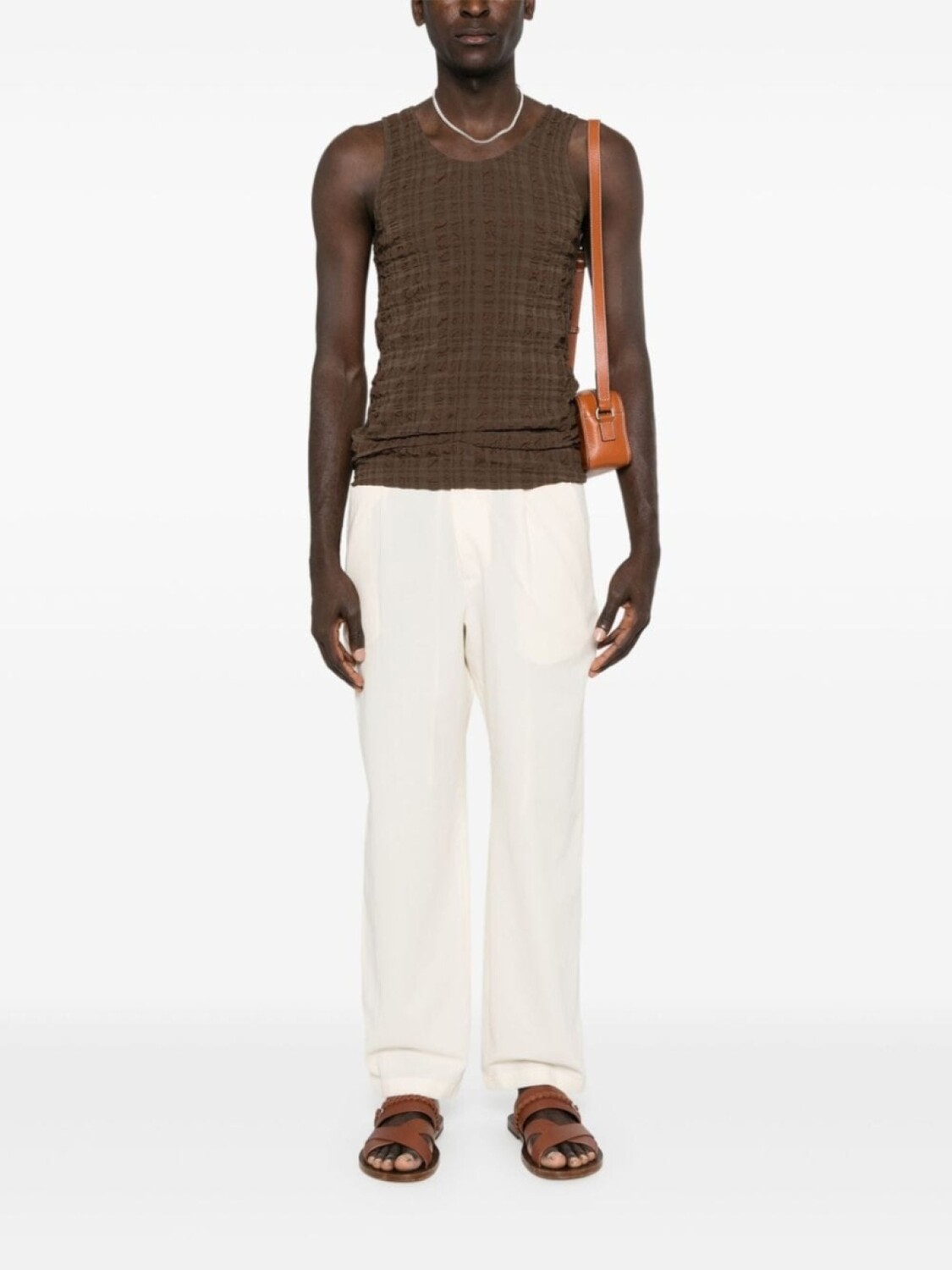 Auralee брюки со складками, нейтральный цвет
Auralee брюки со складками, нейтральный цвет