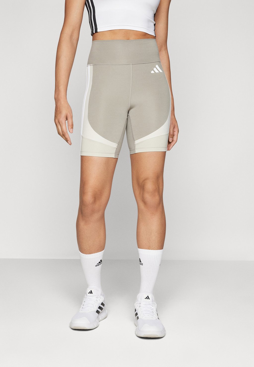 Леггинсы OPTIME ESSENTIALS STASH POCKET SHORT LEGGINGS adidas Performance, бежевый
Леггинсы OPTIME ESSENTIALS STASH POCKET SHORT LEGGINGS adidas Performance, бежевый