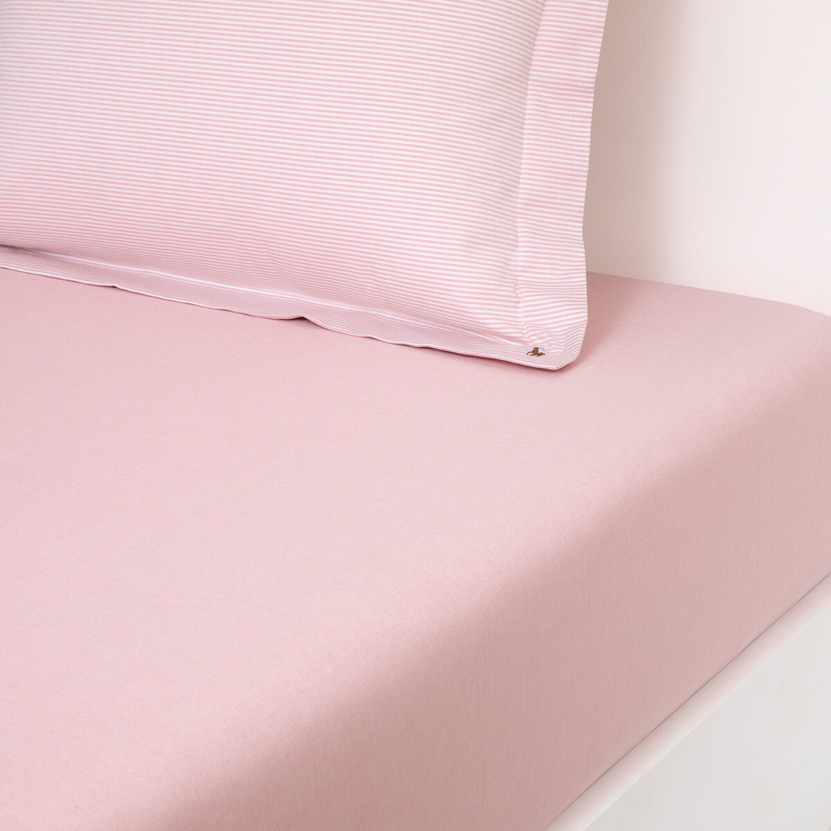 Простыня Oxford из цельного египетского хлопка на подгонке Ralph Lauren Home, розовый
Простыня Oxford из цельного египетского хлопка на подгонке Ralph Lauren Home, розовый