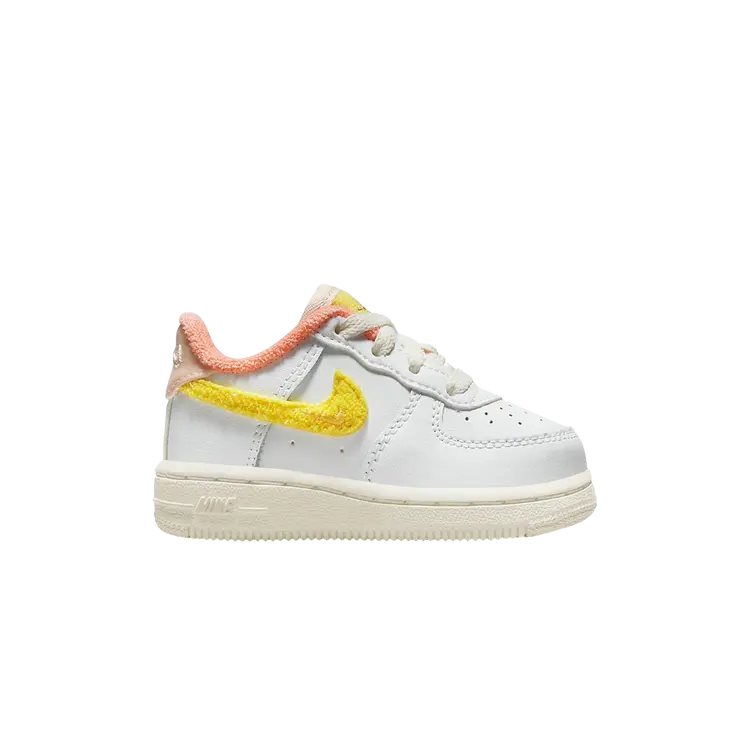Кроссовки Nike Force 1 LV8 TD, белый
Кроссовки Nike Force 1 LV8 TD, белый