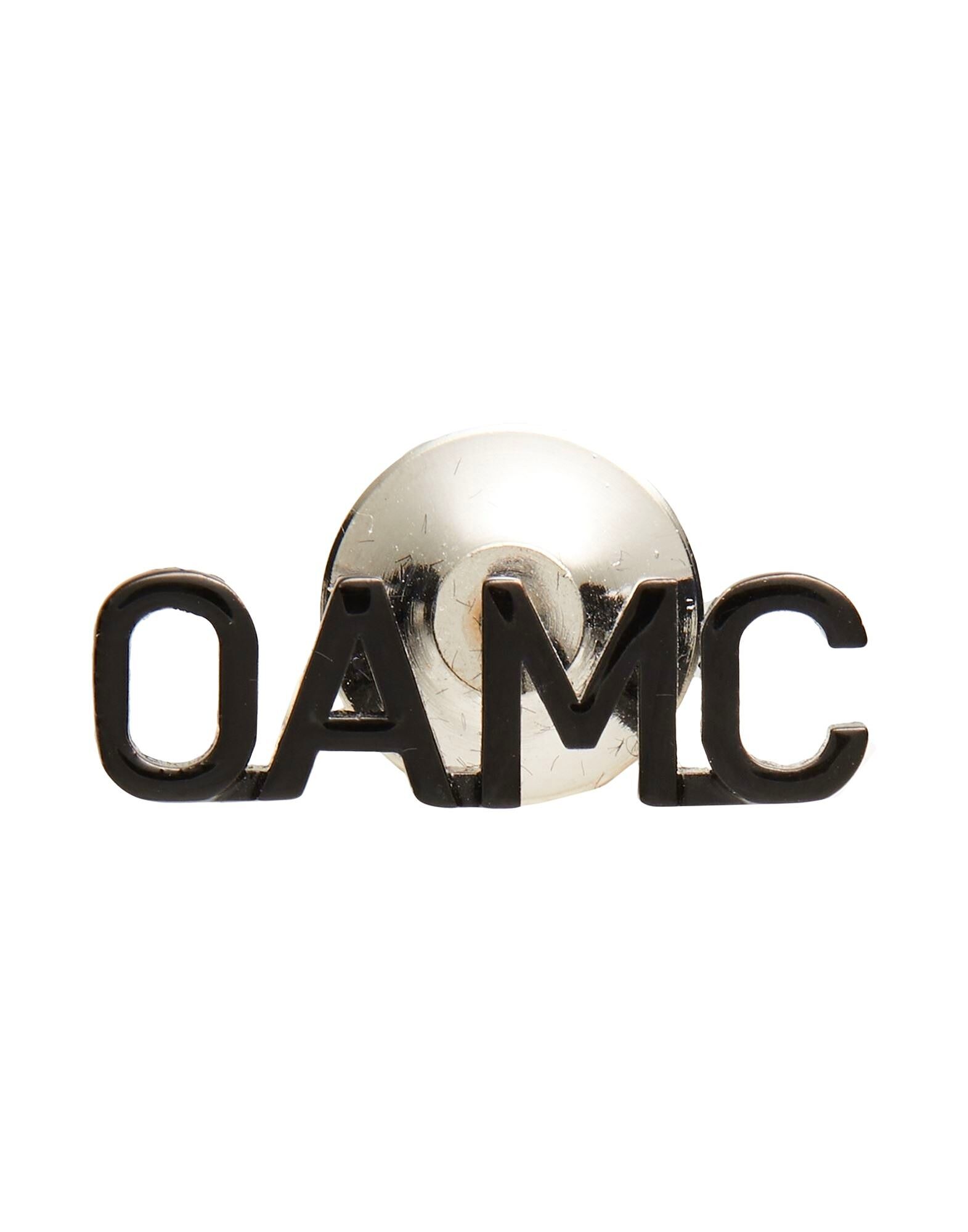 Брошь Oamc, черный
Брошь Oamc, черный
