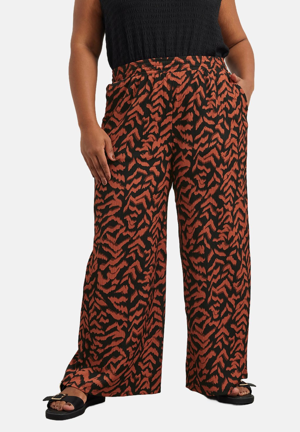 Брюки ABSTRACT WIDE Yours Clothing, черный
Брюки ABSTRACT WIDE Yours Clothing, черный