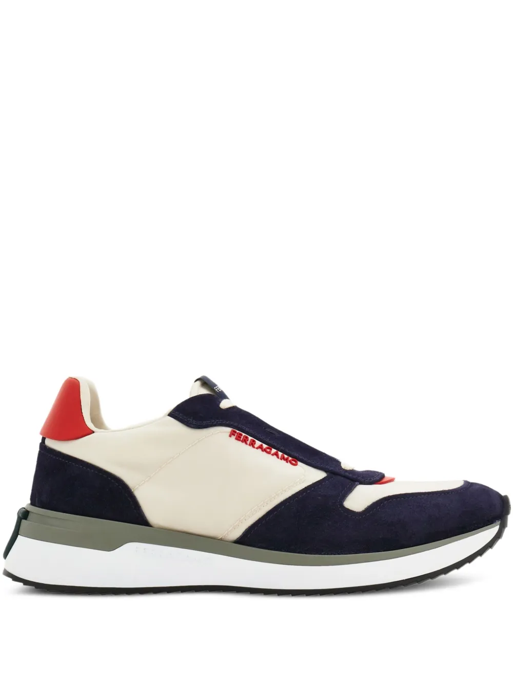 Кроссовки на резиновой подошве Ferragamo, белый
Кроссовки на резиновой подошве Ferragamo, белый