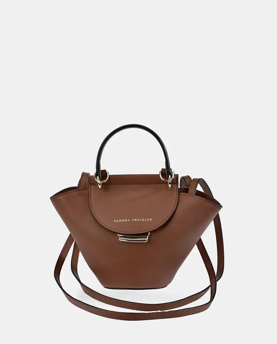 Сумка через плечо Sandra Fleckled с ручкой и клапаном из кожи гавана Sandra Freckled, коричневый
Сумка через плечо Sandra Fleckled с ручкой и клапаном из кожи гавана Sandra Freckled, коричневый