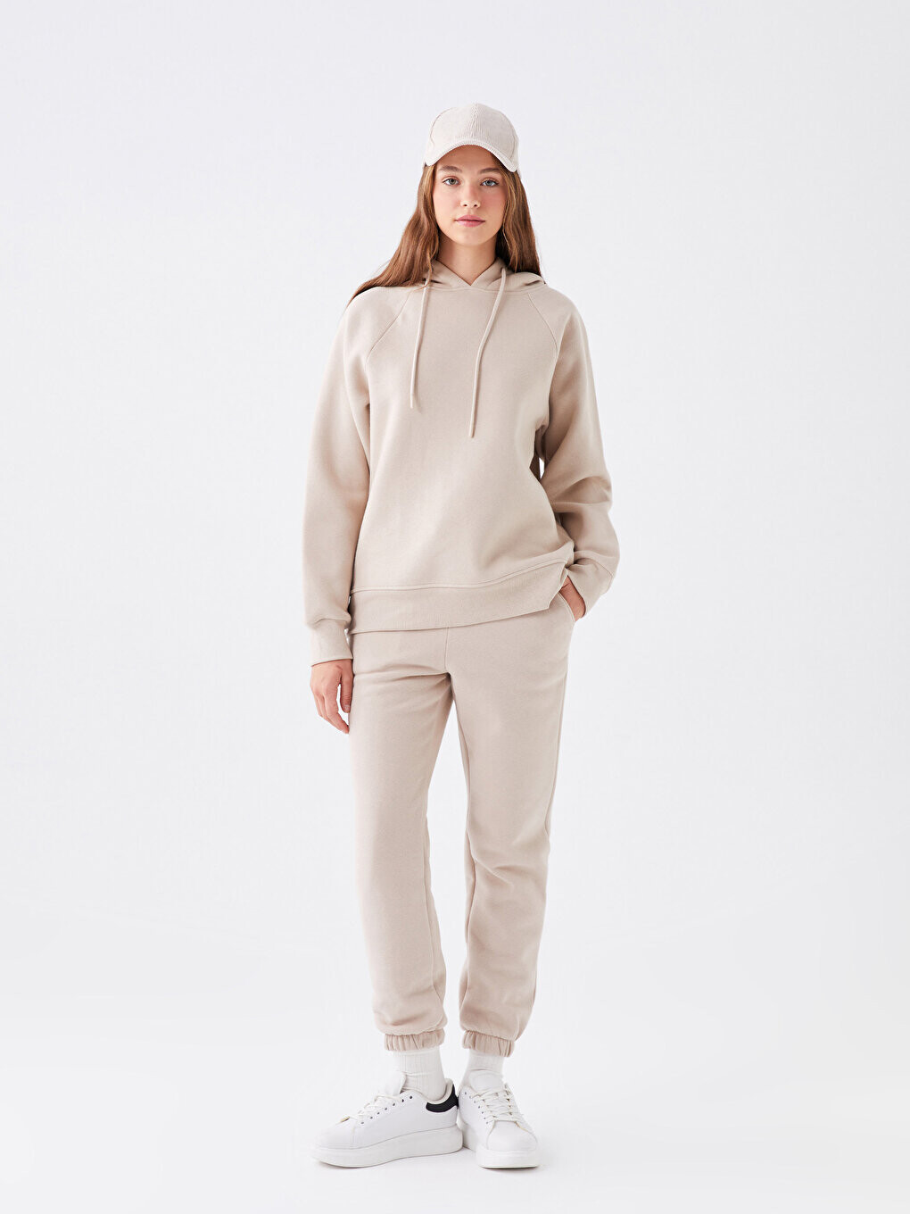 Однотонная женская толстовка оверсайз с длинными рукавами LCW Casual, светло-серый
Однотонная женская толстовка оверсайз с длинными рукавами LCW Casual, светло-серый