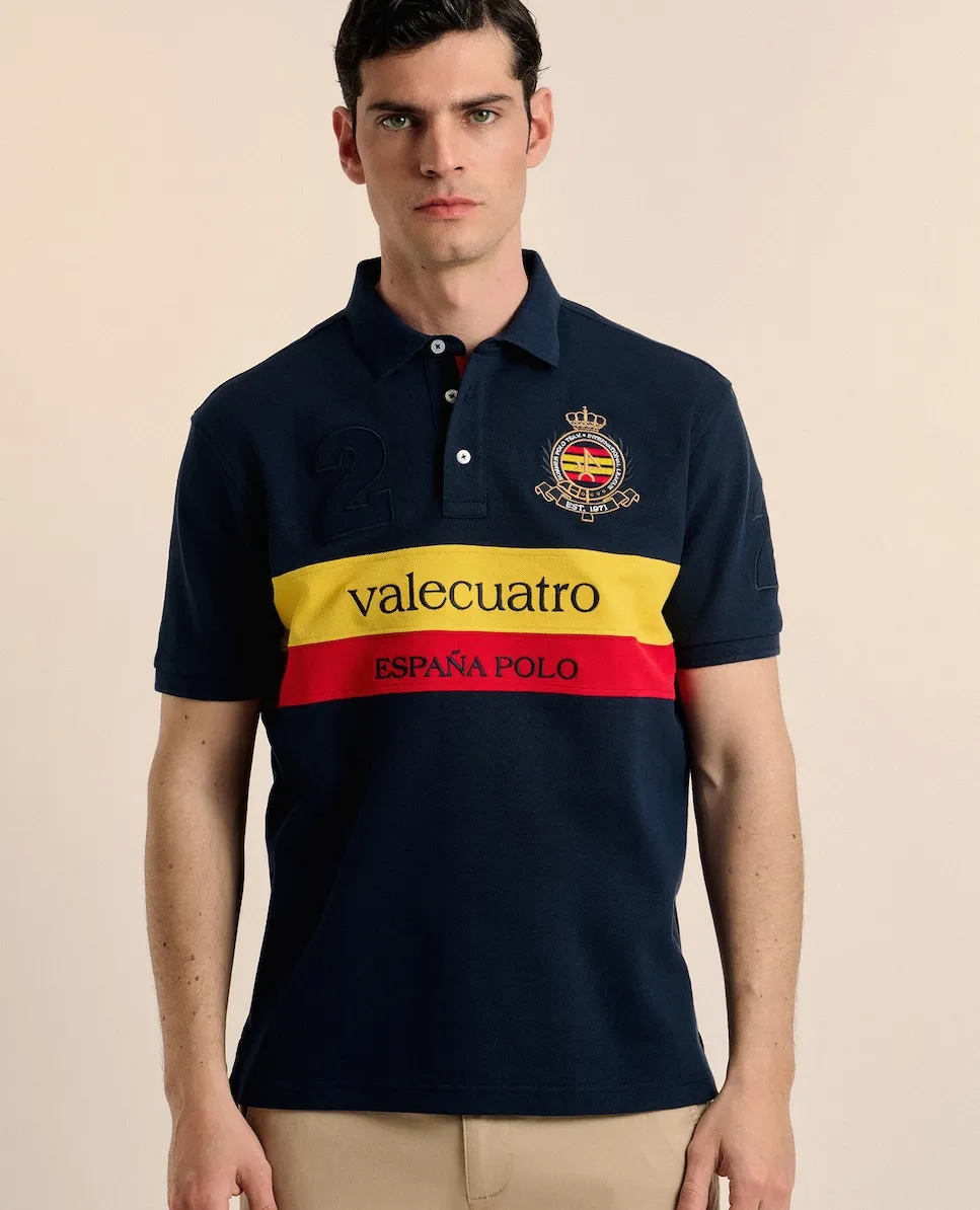 Мужская рубашка-поло классического кроя с короткими рукавами из пике Valecuatro, темно-синий
Мужская рубашка-поло классического кроя с короткими рукавами из пике Valecuatro, темно-синий