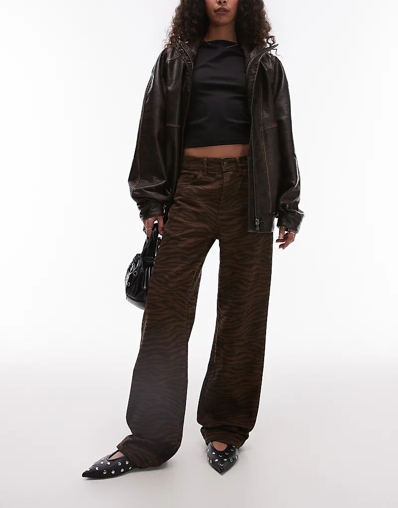 Джинсы прямого кроя с принтом зебра Mango
Джинсы прямого кроя с принтом зебра Mango