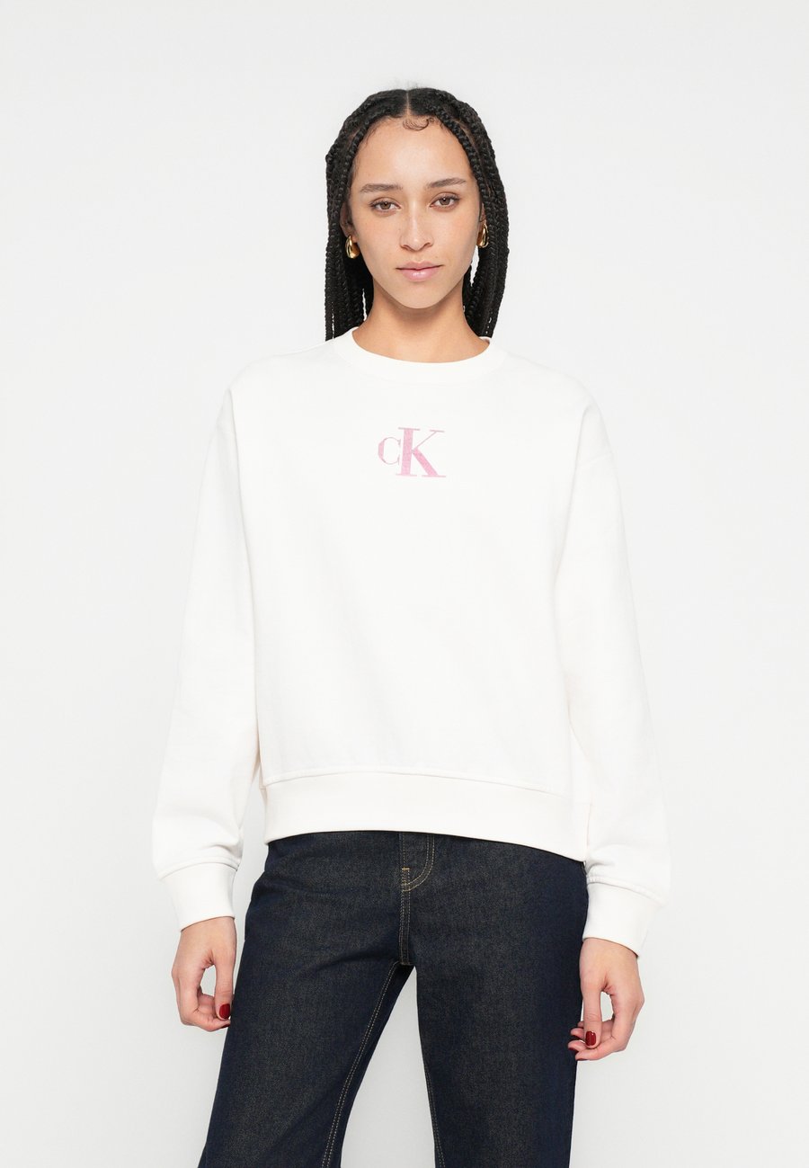 Толстовка Calvin Klein Jeans CLASSIC FOIL, White/Greige/White, Белый, Толстовка Calvin Klein Jeans CLASSIC FOIL, White/Greige/White
Толстовка Calvin Klein Jeans CLASSIC FOIL, White/Greige/White, Белый, Толстовка Calvin Klein Jeans CLASSIC FOIL, White/Greige/White