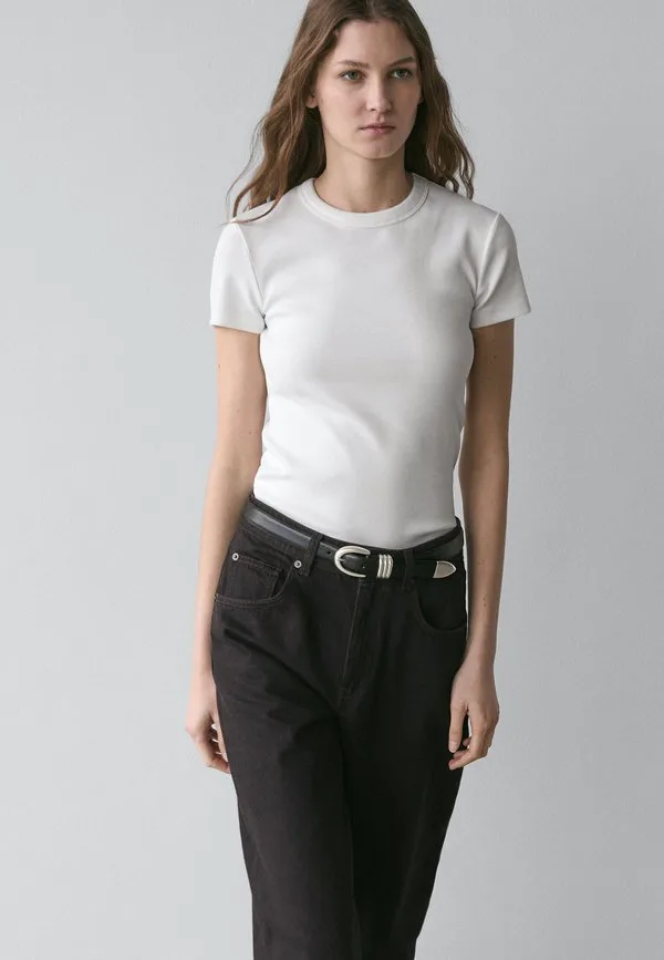 Ребристая плотная базовая футболка с коротким рукавом Massimo Dutti, White, Белый, Ребристая плотная базовая футболка с коротким рукавом Massimo Dutti, White
Ребристая плотная базовая футболка с коротким рукавом Massimo Dutti, White, Белый, Ребристая плотная базовая футболка с коротким рукавом Massimo Dutti, White