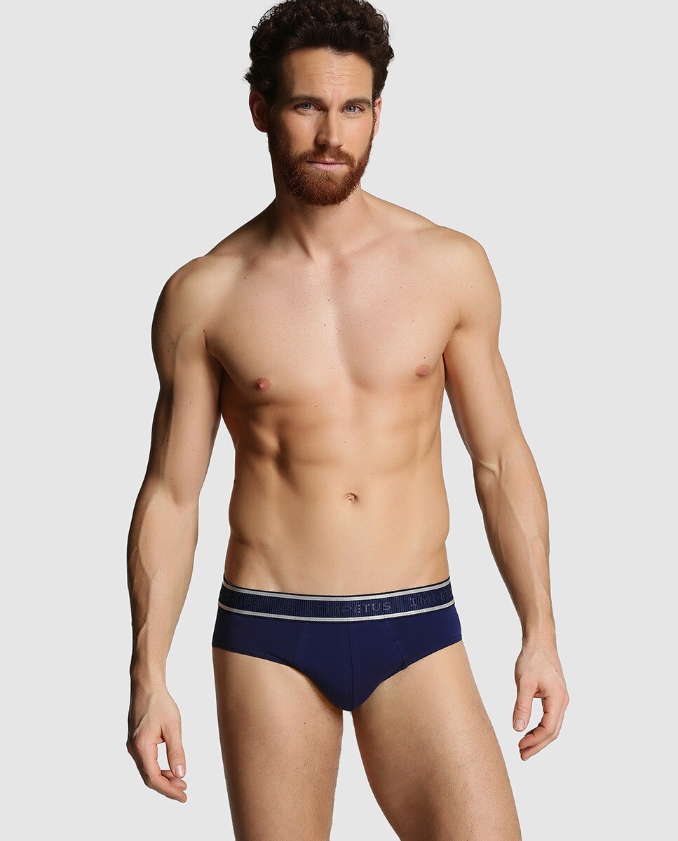 Комплект из трех мужских трусов Impetus
Комплект из трех мужских трусов Impetus