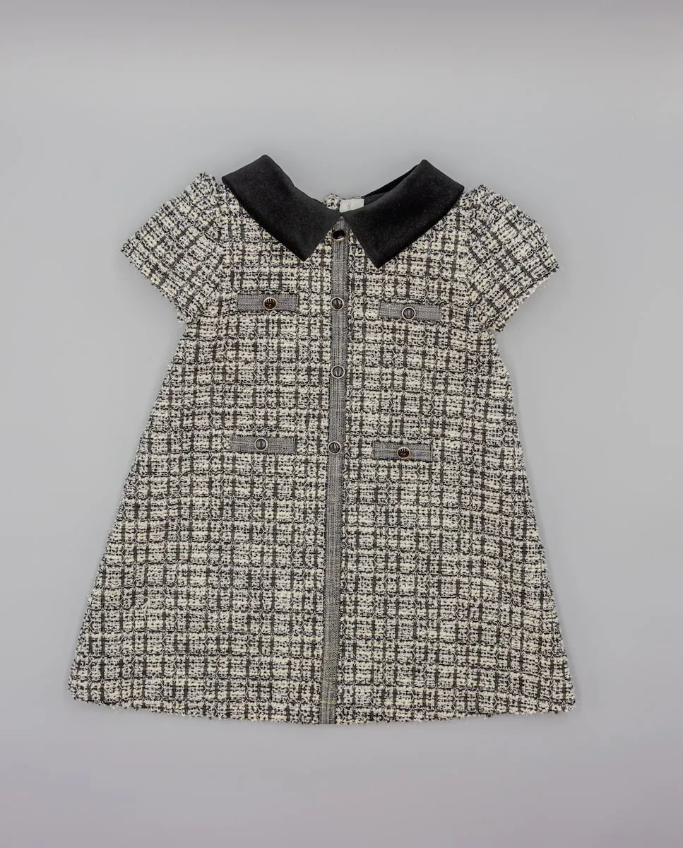 Детское платье из черного твида с бархатным воротником Fina Ejerique
Детское платье из черного твида с бархатным воротником Fina Ejerique