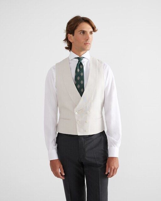 Мужской церемониальный костюм жемчужно-серого, жилет Silbon, серый
Мужской церемониальный костюм жемчужно-серого, жилет Silbon, серый