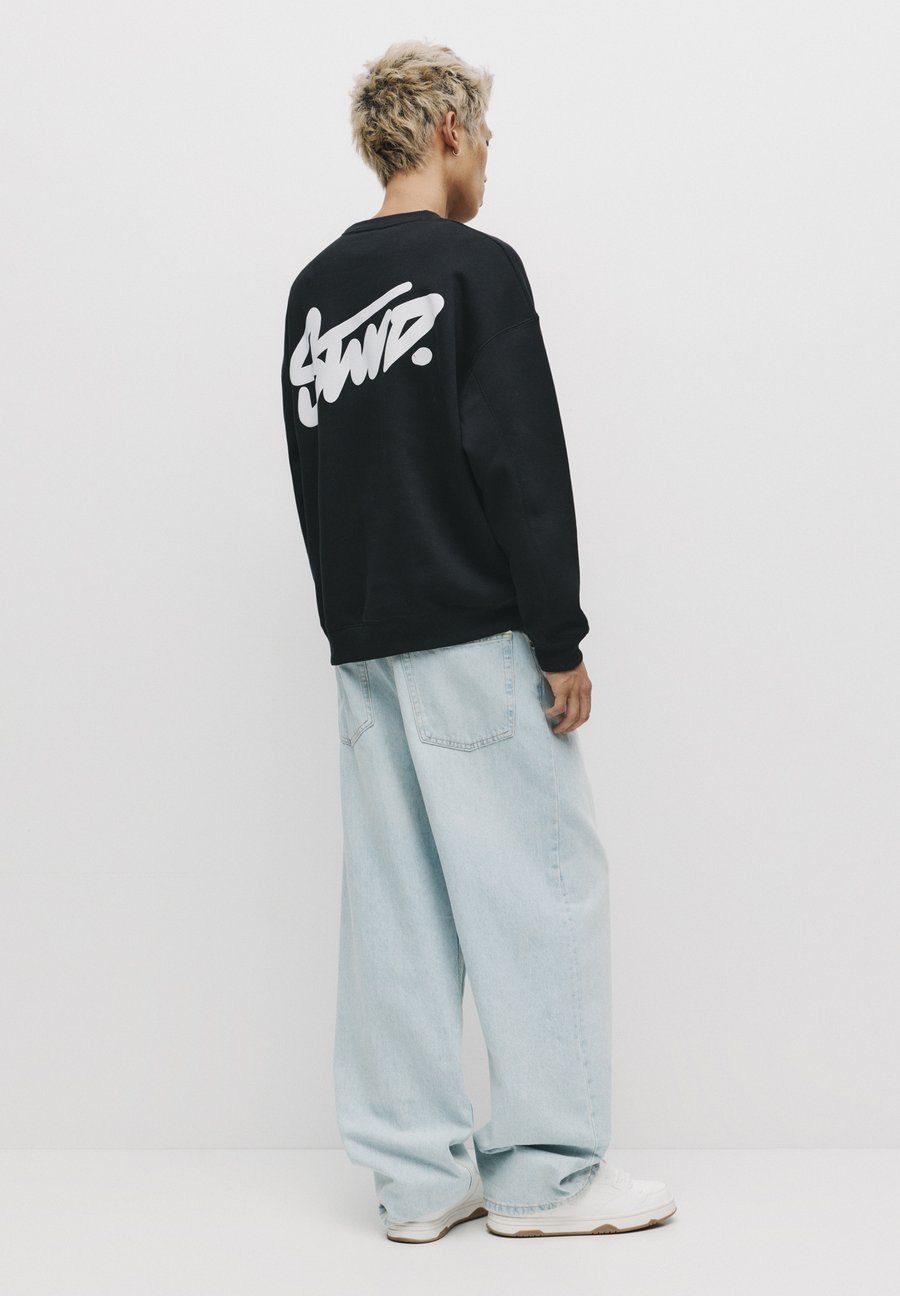 Толстовка PULL&BEAR ROUND NECK STWD, Black
Толстовка PULL&BEAR ROUND NECK STWD, Black