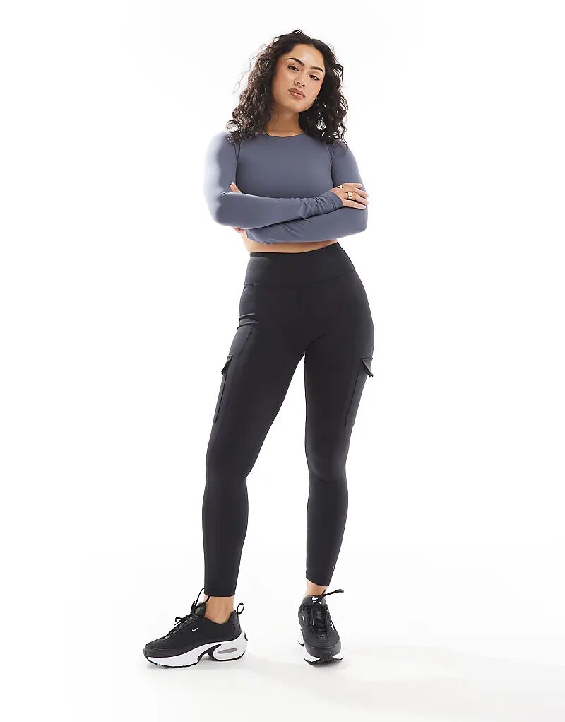 Born Living Yoga – Леггинсы Cargo черного цвета
Born Living Yoga – Леггинсы Cargo черного цвета