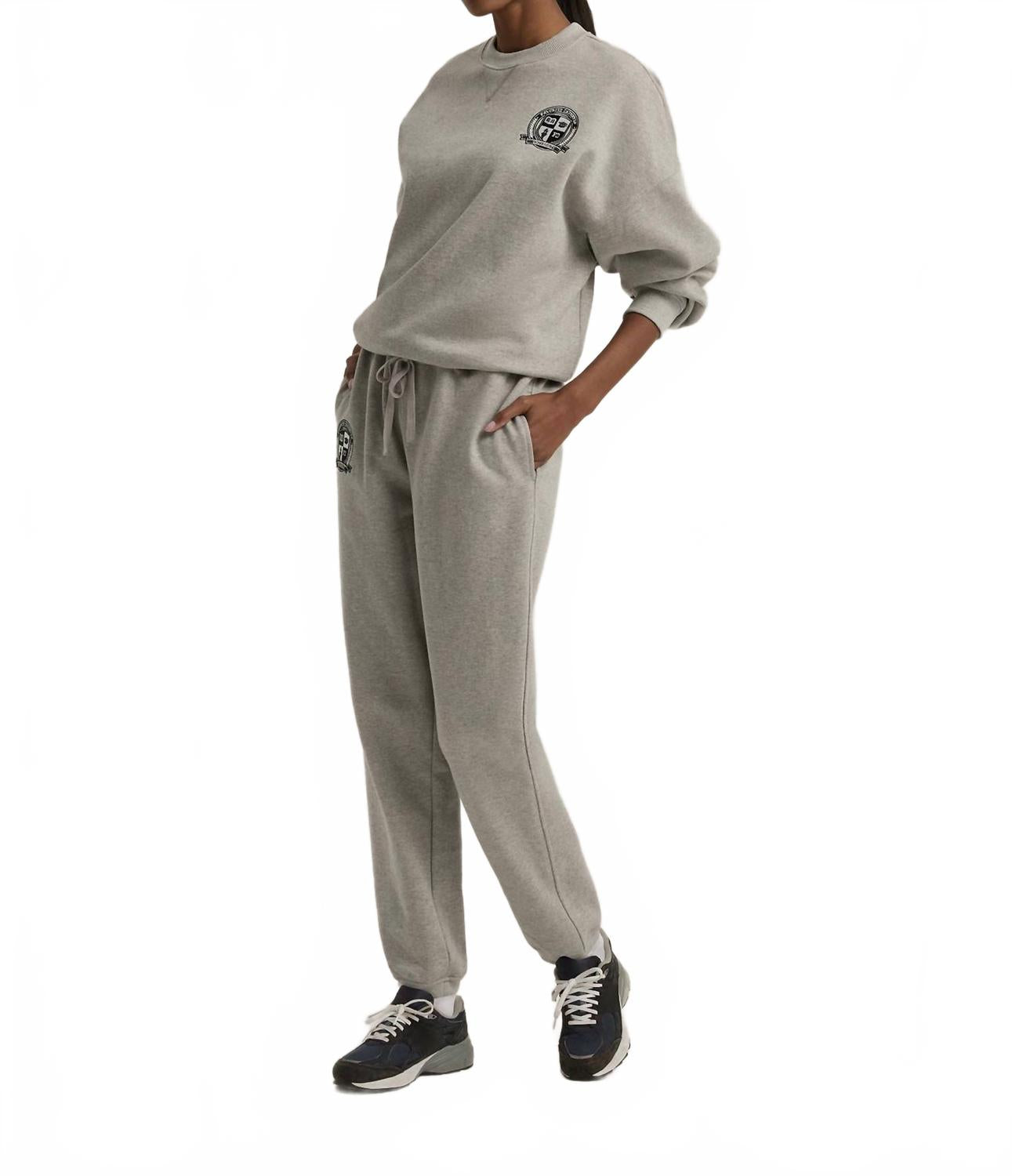 Свитшот с круглым вырезом Coaches в сером цвете Favorite Daughter, серый
Свитшот с круглым вырезом Coaches в сером цвете Favorite Daughter, серый