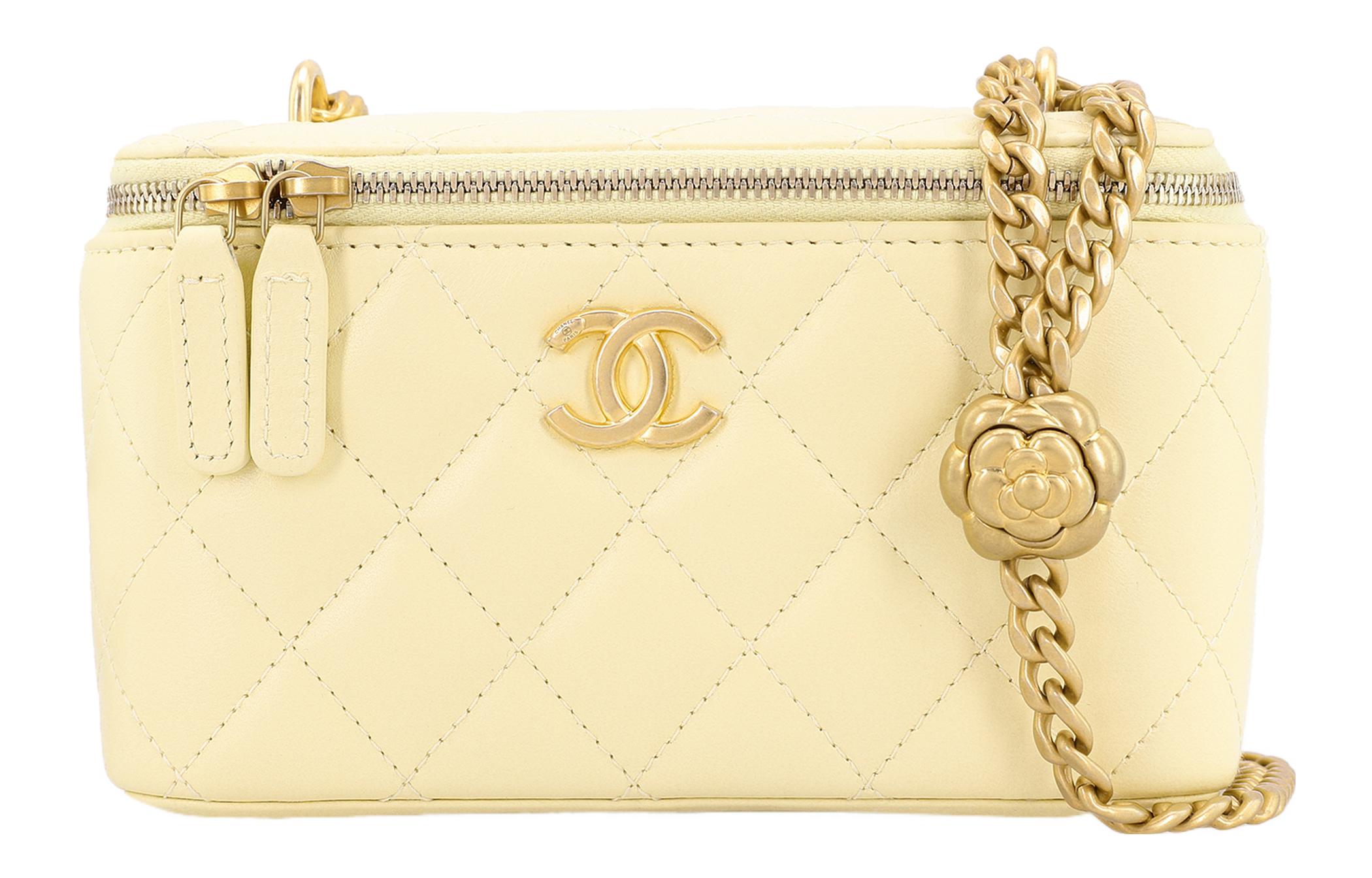 Сумка через плечо из овчины, женская светло-желтая CHANEL
Сумка через плечо из овчины, женская светло-желтая CHANEL