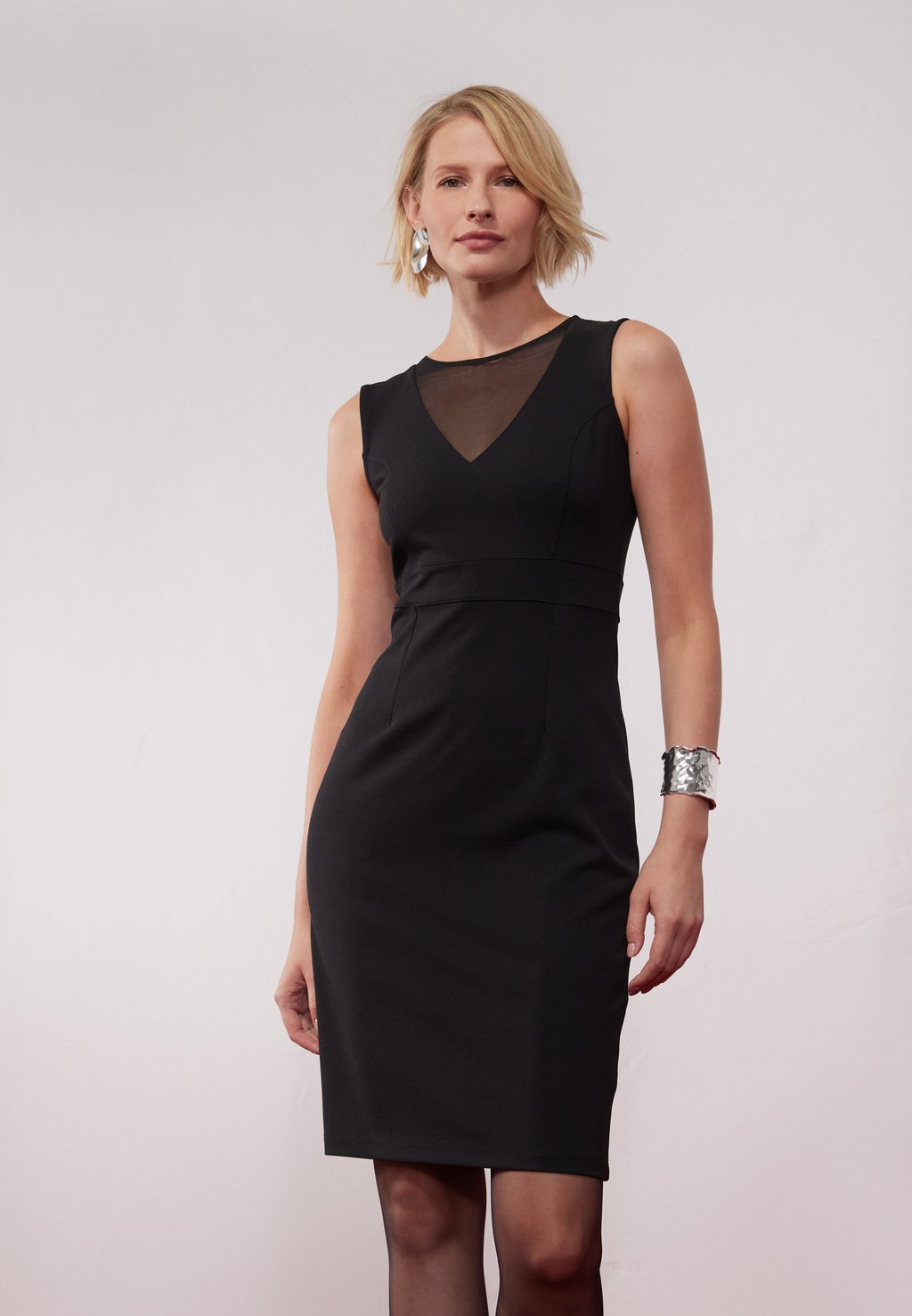 Платье из джерси Anna Field, черный
Платье из джерси Anna Field, черный