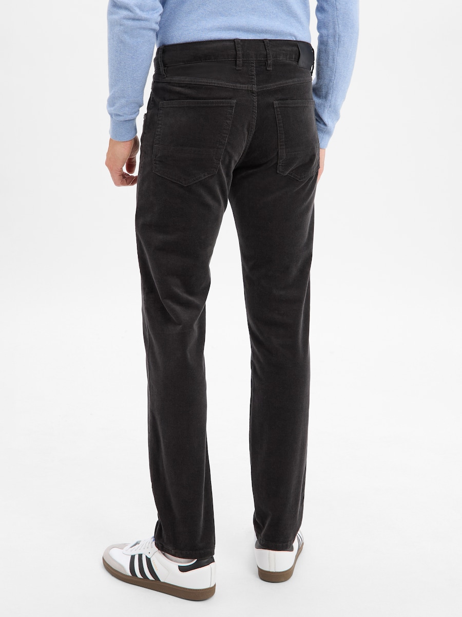 Обычные брюки bugatti Aturo, антрацит
Обычные брюки bugatti Aturo, антрацит