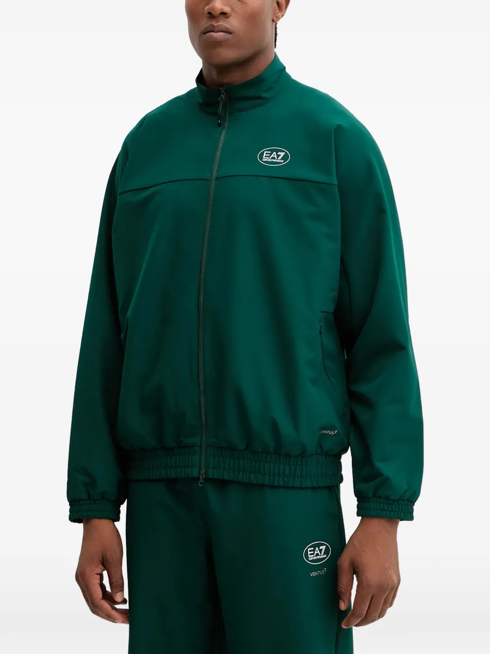 Спортивный костюм на молнии Ea7 Emporio Armani, зеленый
Спортивный костюм на молнии Ea7 Emporio Armani, зеленый