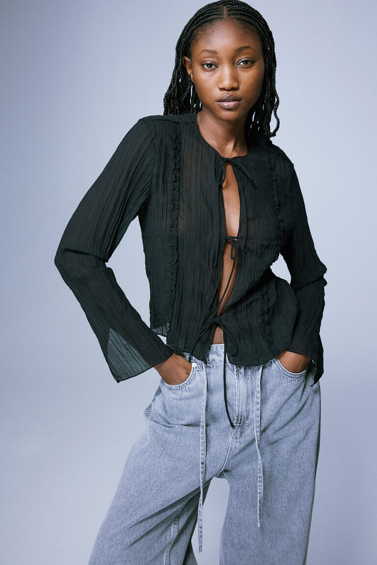 Прозрачный топ с завязками спереди H&M, черный
Прозрачный топ с завязками спереди H&M, черный