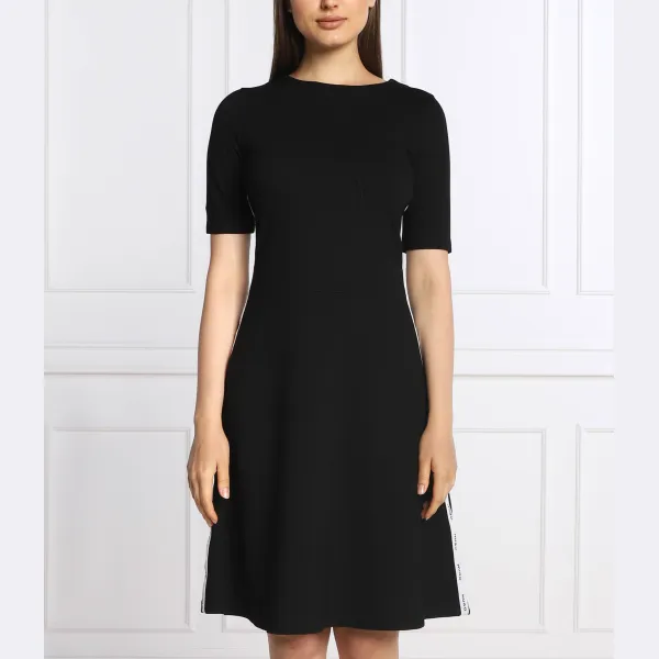 Платье davinca_1 Hugo, черный
Платье davinca_1 Hugo, черный