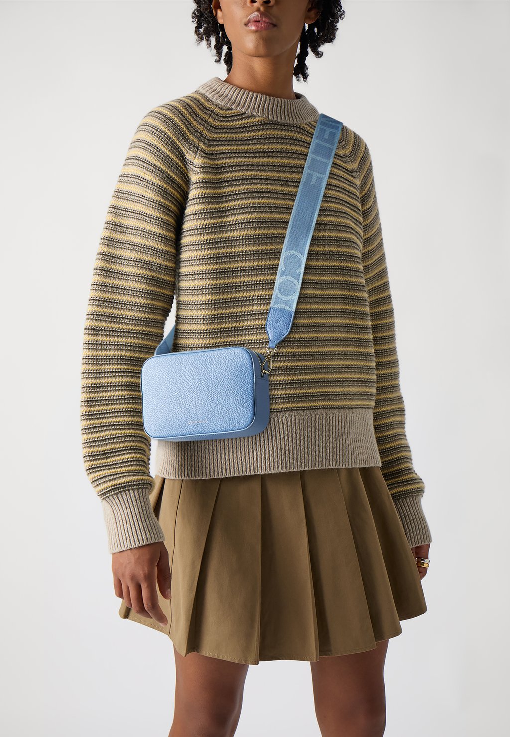 Сумка через плечо TEBE Coccinelle, синий
Сумка через плечо TEBE Coccinelle, синий