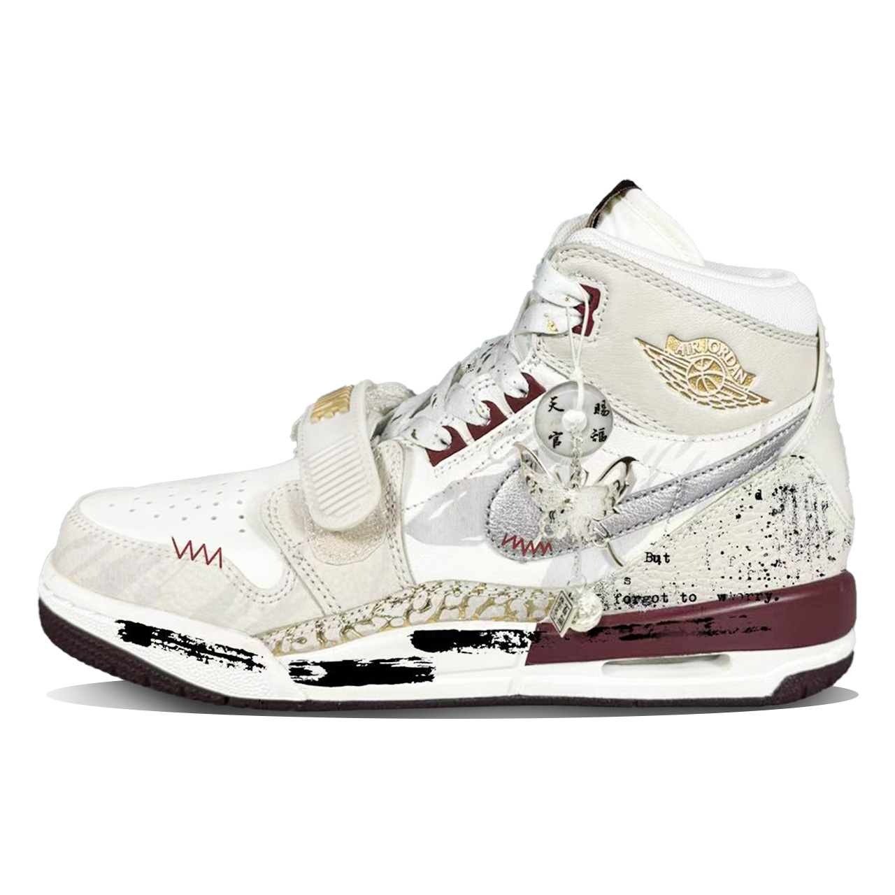 Баскетбольные кроссовки Legacy 312 для детей начальной школы Jordan, серебряный
Баскетбольные кроссовки Legacy 312 для детей начальной школы Jordan, серебряный