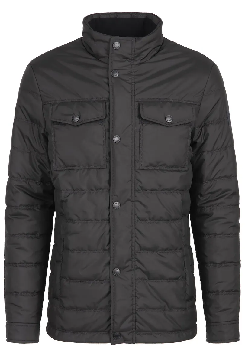 Стеганая куртка bugatti, без капюшона, из особо легкого материала, черный
Стеганая куртка bugatti, без капюшона, из особо легкого материала, черный