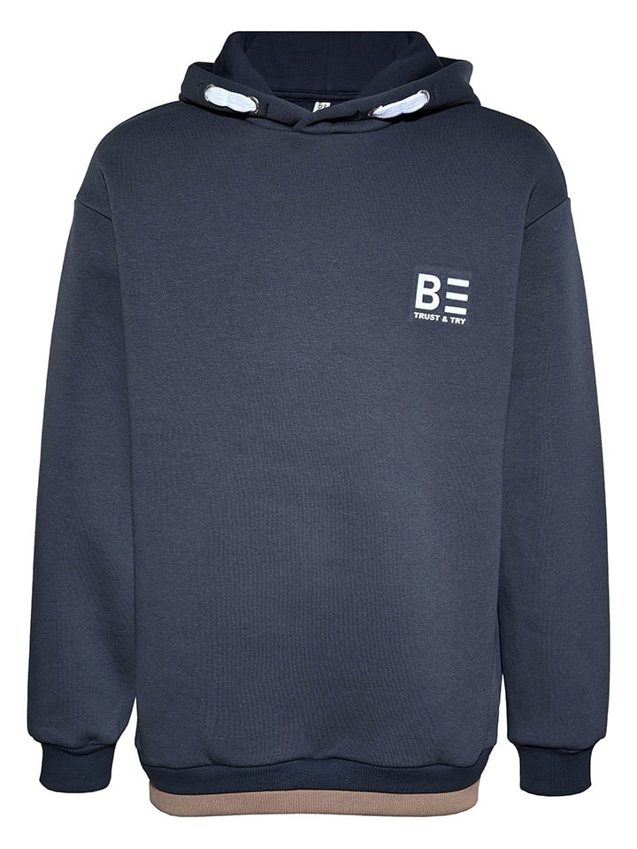 Темно-синяя толстовка с капюшоном Blue Effect
Темно-синяя толстовка с капюшоном Blue Effect