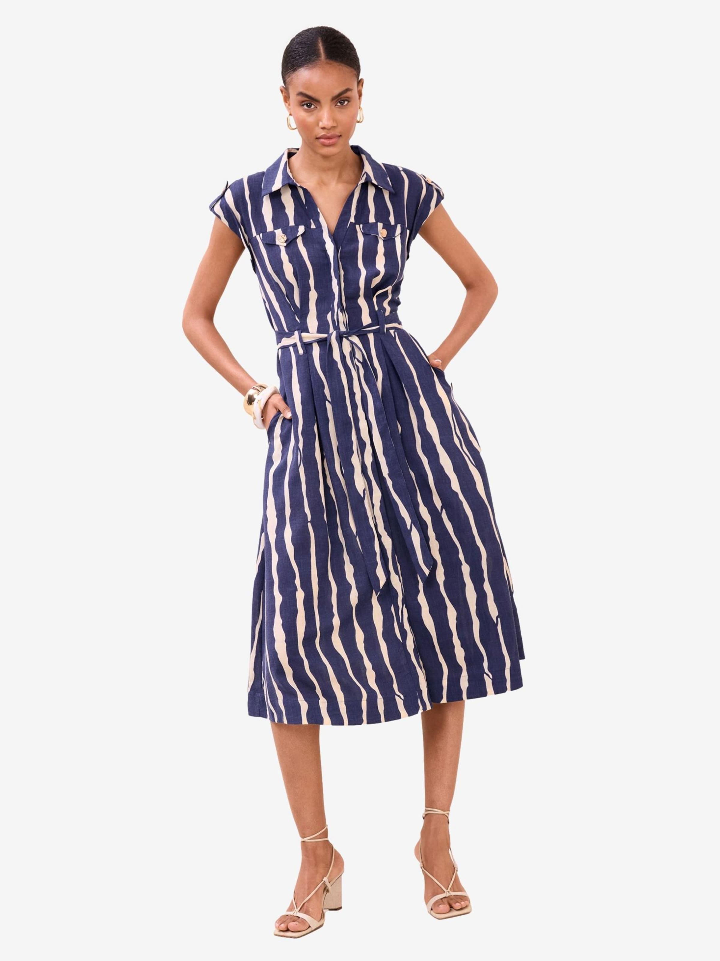 Lipsy Платье-рубашка в цвете Navy
Lipsy Платье-рубашка в цвете Navy