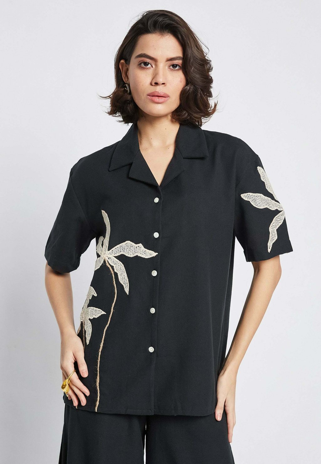 Рубашка Be Sunset, черный 
Рубашка Be Sunset, черный