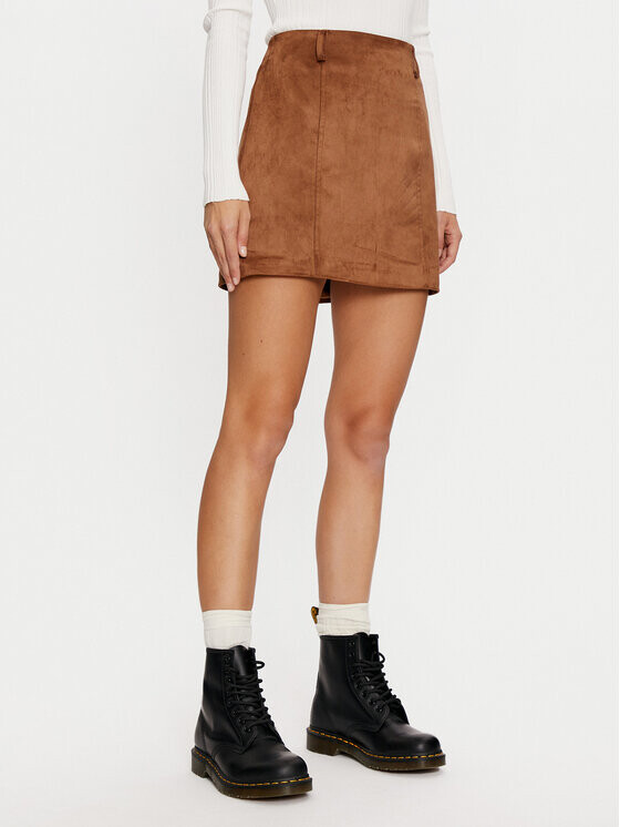 Юбка из искусственной кожи, стандартного кроя Gina Tricot, коричневый
Юбка из искусственной кожи, стандартного кроя Gina Tricot, коричневый