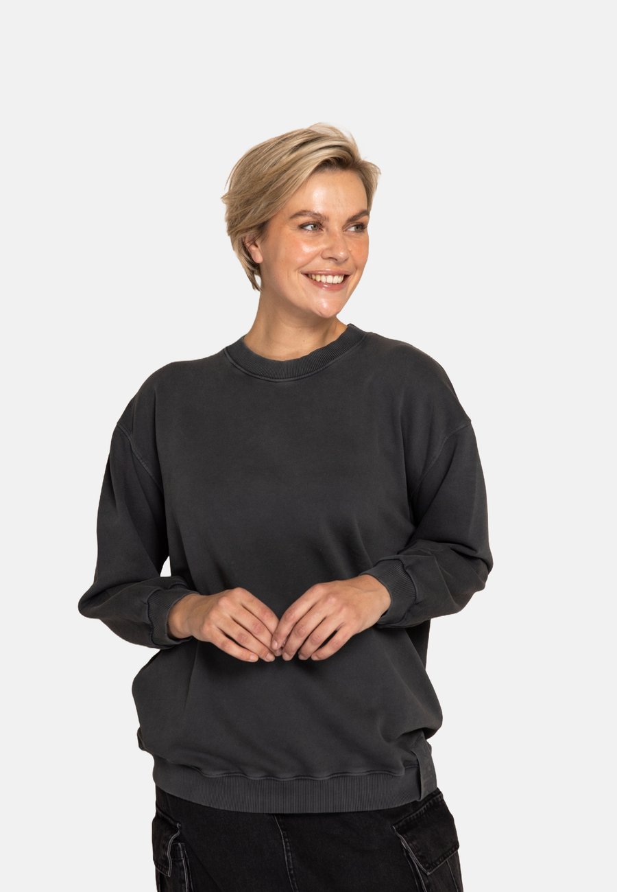 Толстовка Zhrill MARLEN, Grey Green/Dark Grey
Толстовка Zhrill MARLEN, Grey Green/Dark Grey