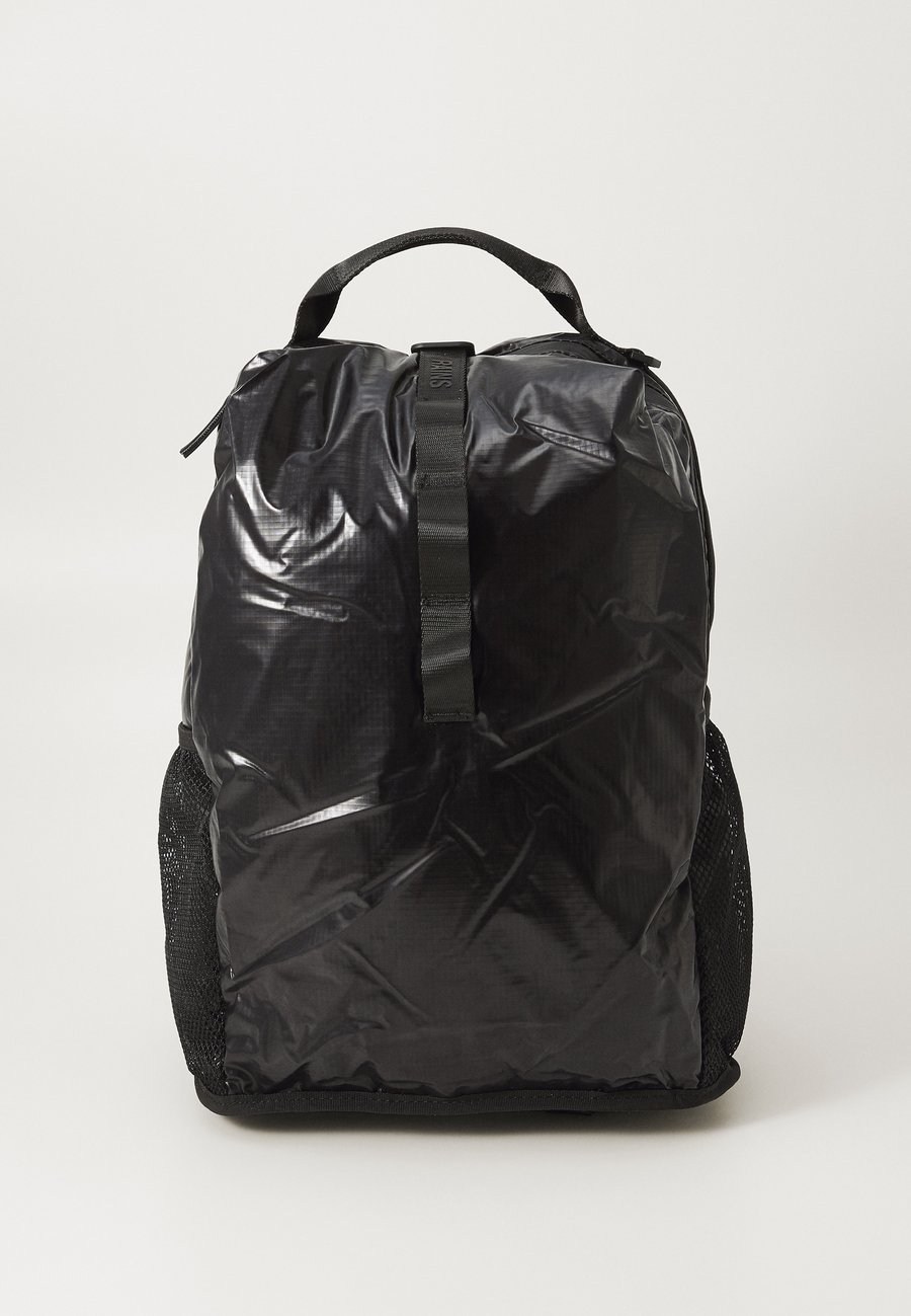 Рюкзак Rains SIBU CLIP FRONT BACKPACK UNISEX, Black
Рюкзак Rains SIBU CLIP FRONT BACKPACK UNISEX, Black
