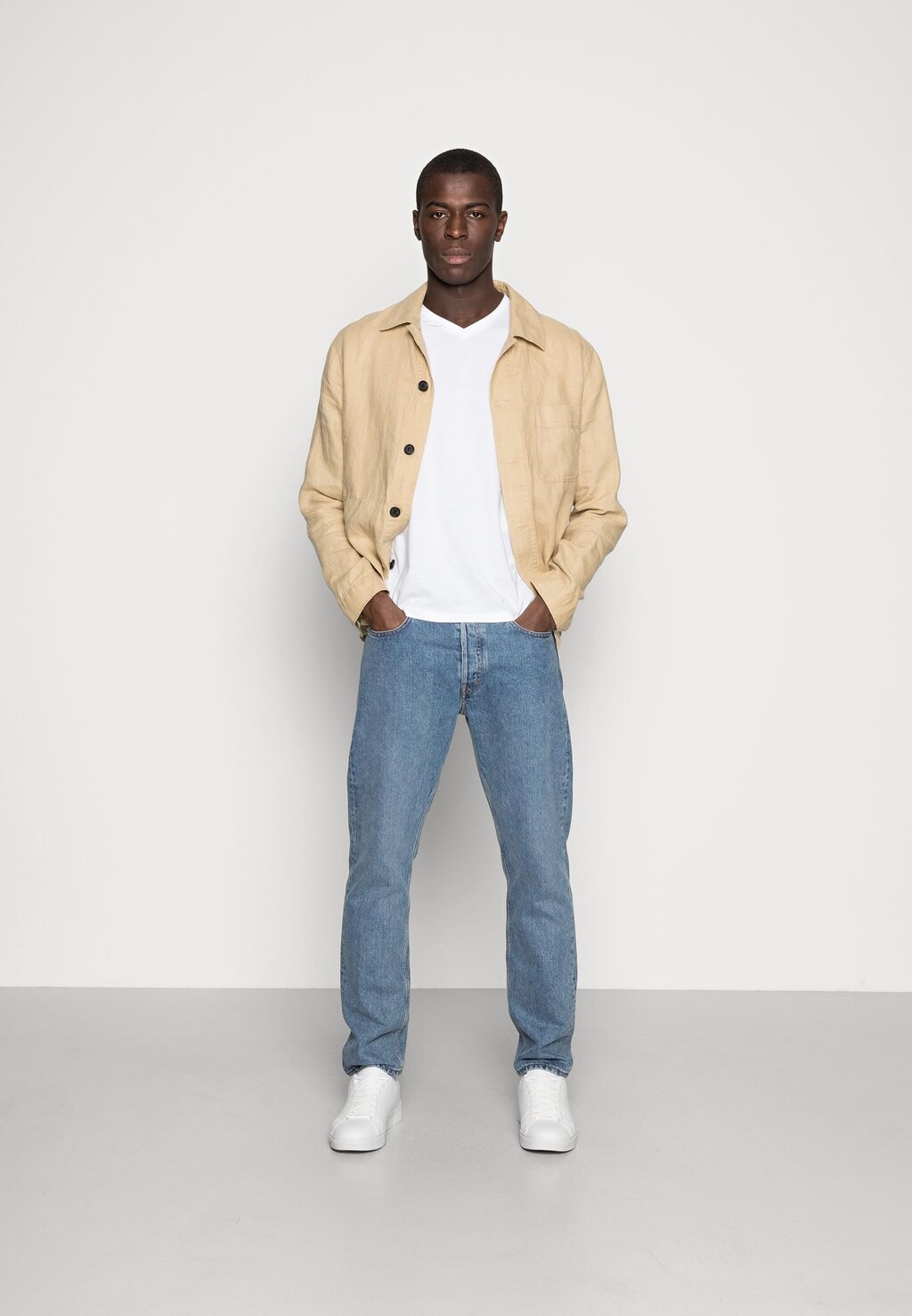 Базовая футболка 5 Пакетов Pier One, белый
Базовая футболка 5 Пакетов Pier One, белый