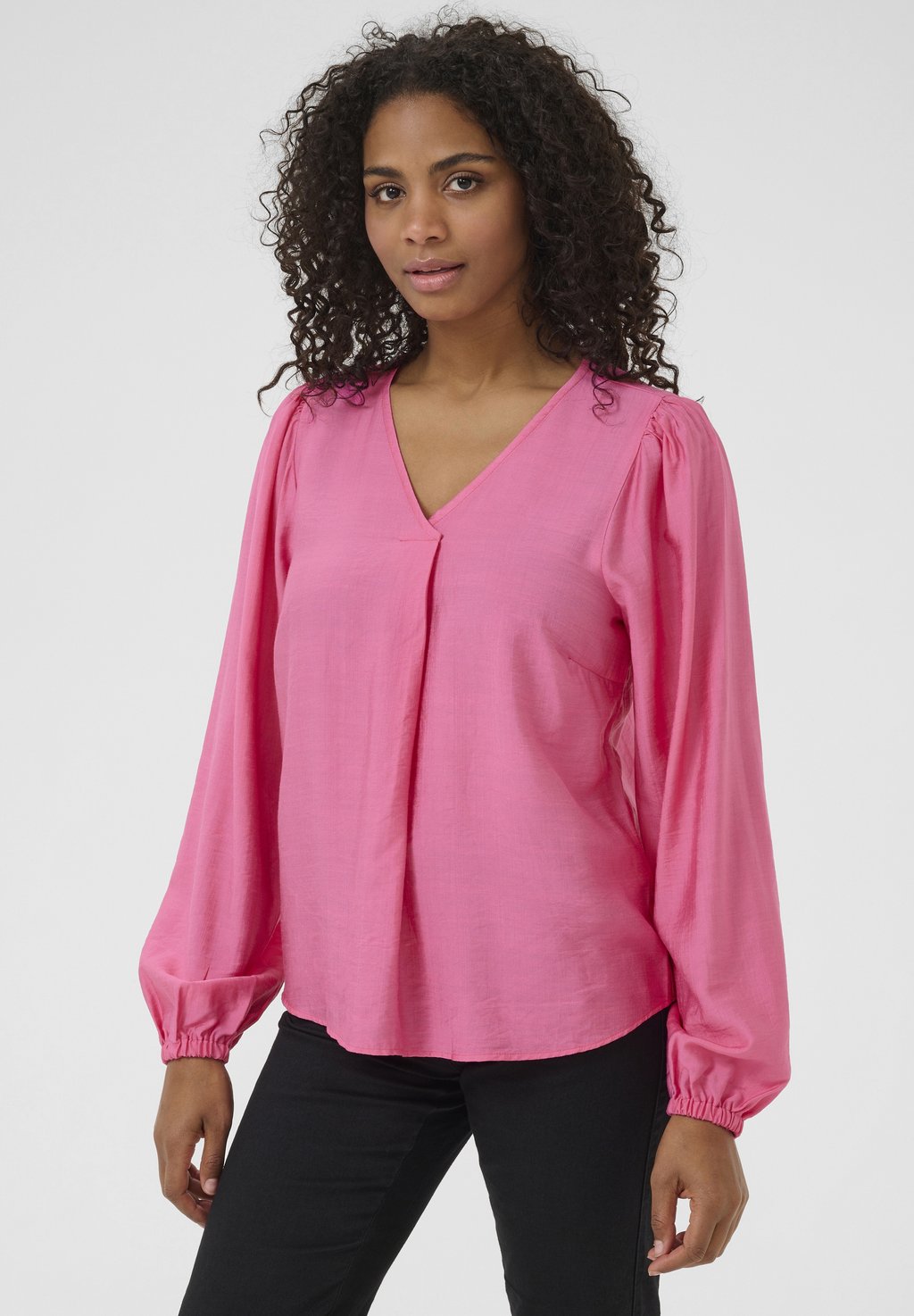 Блуза LUI Kaffe, розовый
Блуза LUI Kaffe, розовый