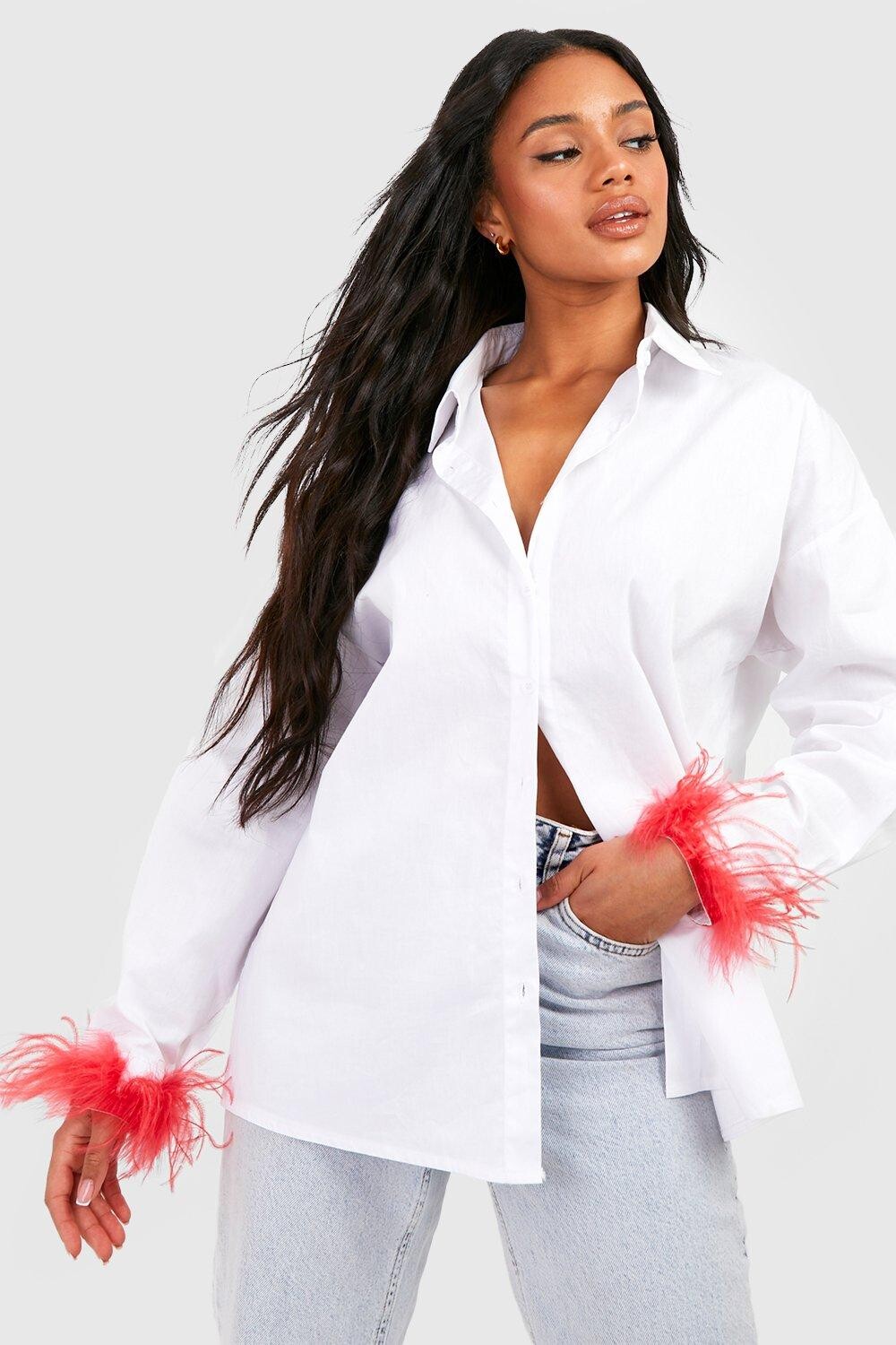 Рубашка оверсайз из хлопкового поплина с перьями на манжетах Boohoo, розовый
Рубашка оверсайз из хлопкового поплина с перьями на манжетах Boohoo, розовый
