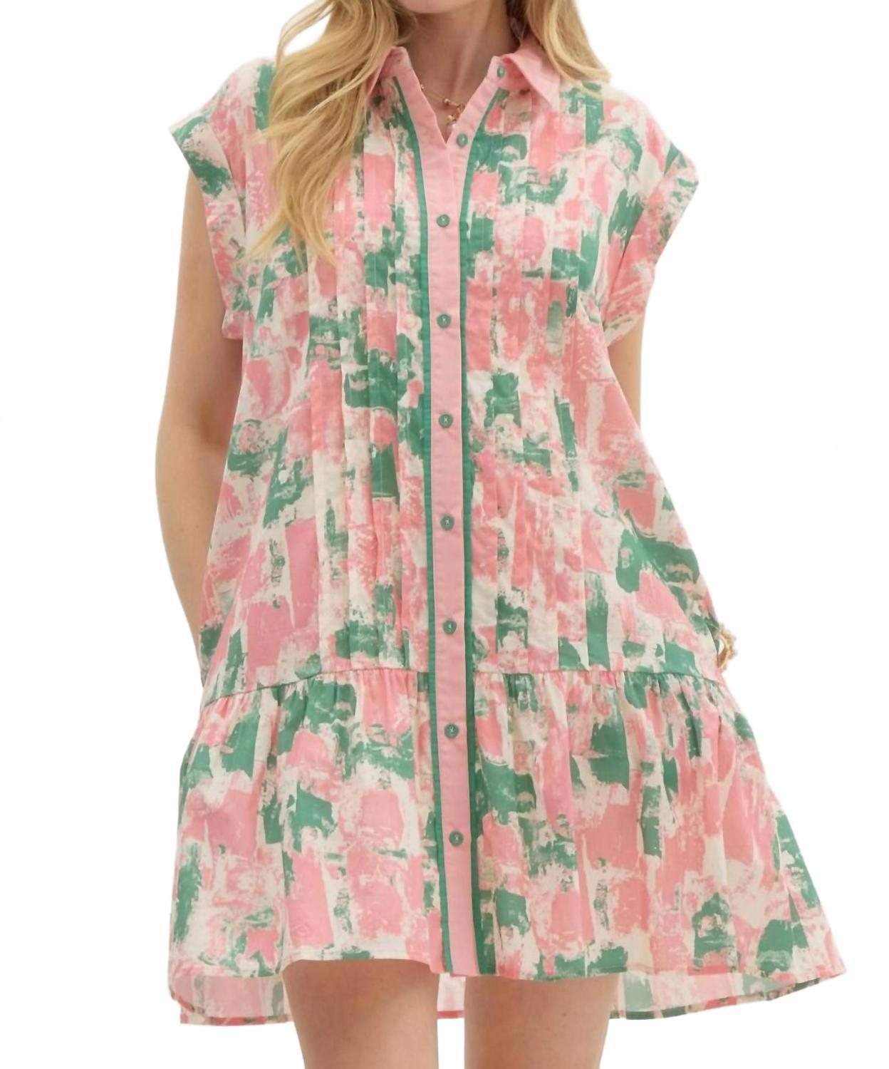 Рубашка-платье в зеленом абстрактном принте Entro
Рубашка-платье в зеленом абстрактном принте Entro