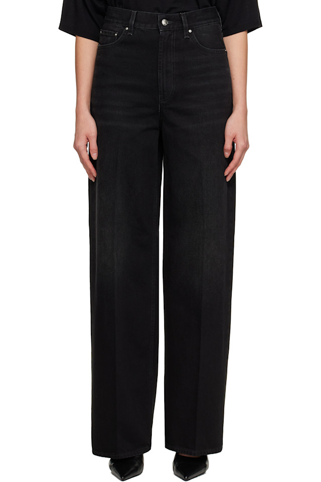 Toteme Черные джинсы с широкими штанинами
Toteme Черные джинсы с широкими штанинами