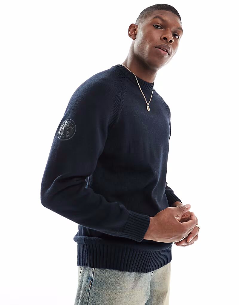 Красивый зеленый джемпер с круглым вырезом и заплаткой на рукаве бордового цвета
Красивый зеленый джемпер с круглым вырезом и заплаткой на рукаве бордового цвета