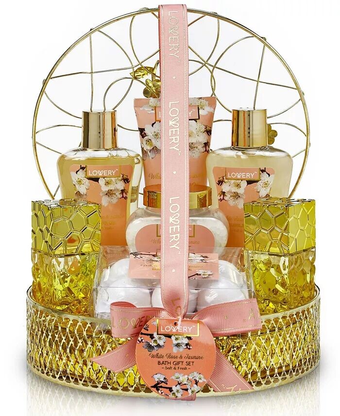 Подарочный набор для ухода за телом «Белая роза и жасмин» из 13 предметов Lovery
Подарочный набор для ухода за телом «Белая роза и жасмин» из 13 предметов Lovery