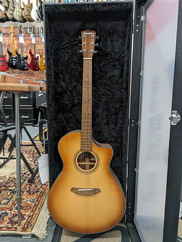 Акустическая гитара Breedlove Organic Signature Concerto CE 2010s - Copper Burst
Акустическая гитара Breedlove Organic Signature Concerto CE 2010s - Copper Burst