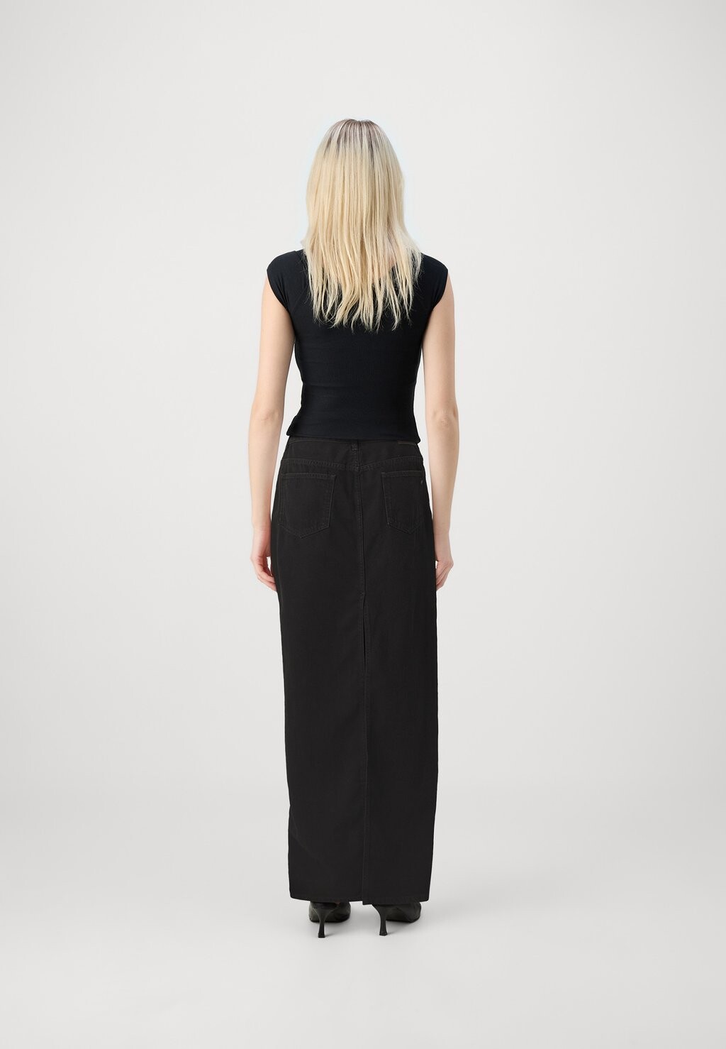 Джинсовая юбка Replay, черный
Джинсовая юбка Replay, черный