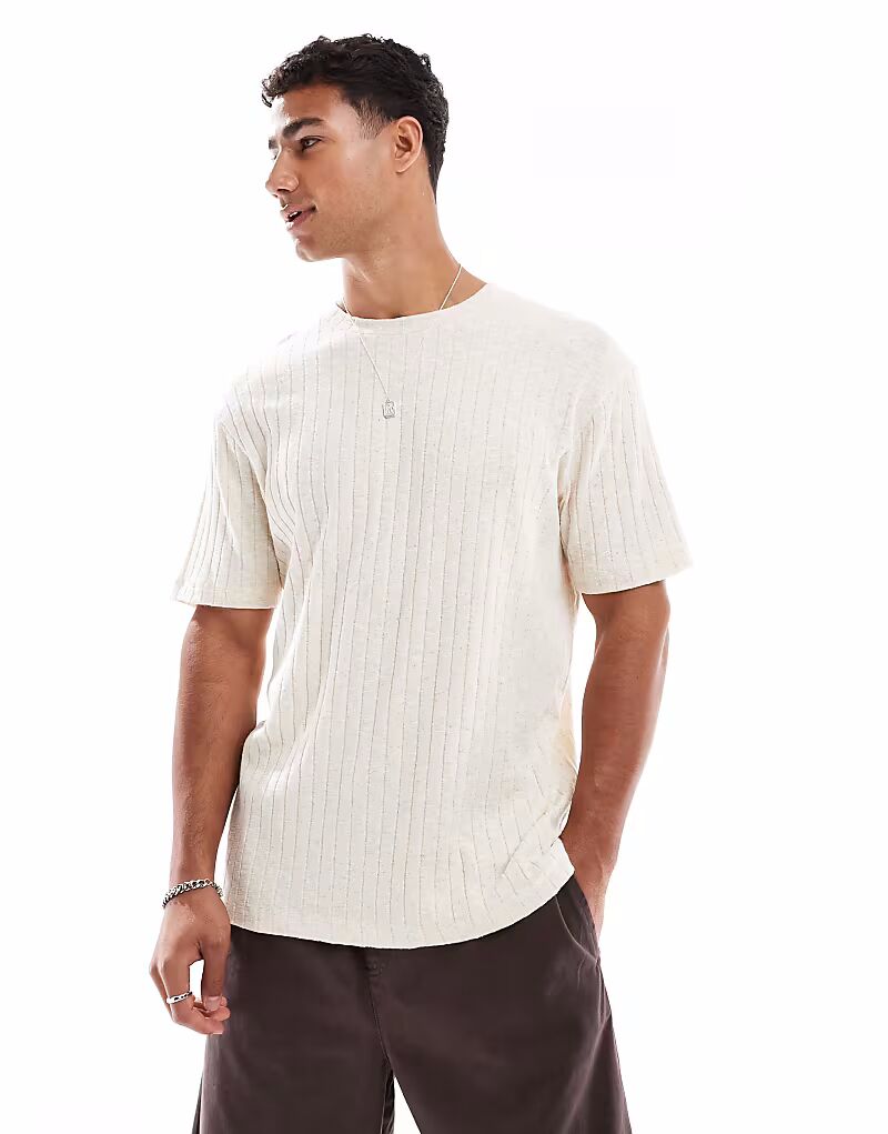 Футболка с круглым вырезом и имитацией льна ASOS DESIGN бежевого цвета
Футболка с круглым вырезом и имитацией льна ASOS DESIGN бежевого цвета