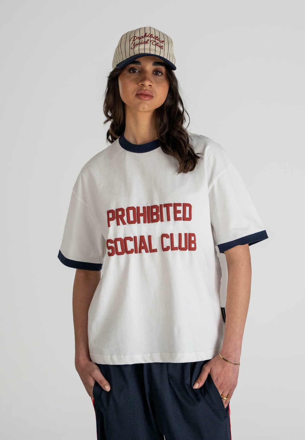 Футболка с принтом CONTRAST TEE PROHIBITED, белый
Футболка с принтом CONTRAST TEE PROHIBITED, белый