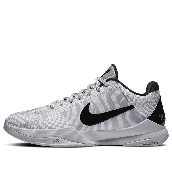 Кроссовки zoom kobe 5 protro Nike, белый
Кроссовки zoom kobe 5 protro Nike, белый