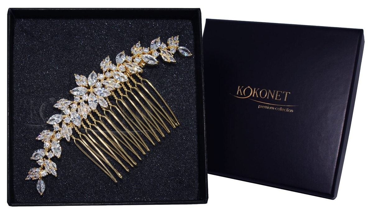 Золотой свадебный гребень ASTRID
Золотой свадебный гребень ASTRID